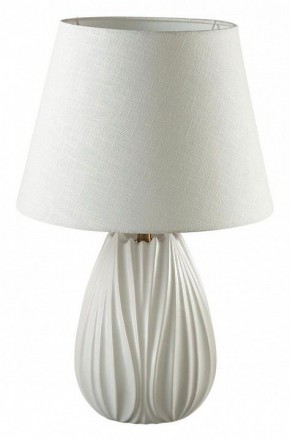 Настольная лампа декоративная Lumion Sona 8121/1T в Воткинске - votkinsk.ok-mebel.com | фото
